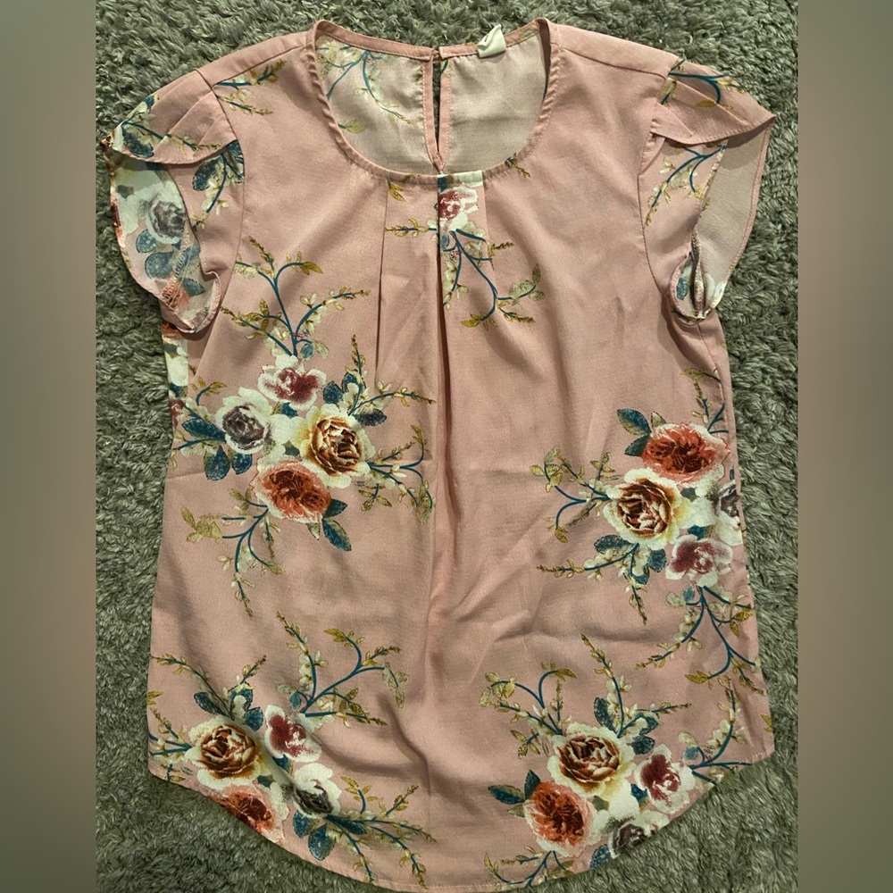 Ladies blouse from Amazon worn 2x in excellent condition
